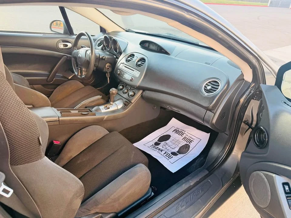 2006 Mitsubishi Eclipse 4th Gen - Image 10 of 15