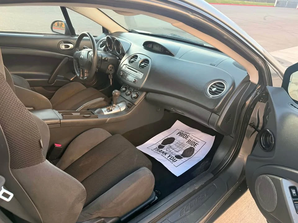 2006 Mitsubishi Eclipse 4th Gen - Image 11 of 16