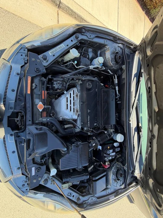 2006 Mitsubishi Eclipse 4th Gen - Image 9 of 12