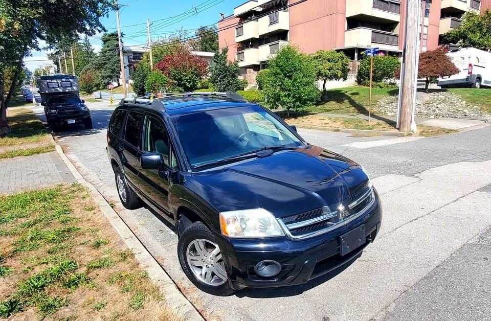 2006 Mitsubishi Endeavor - Image 3 of 20