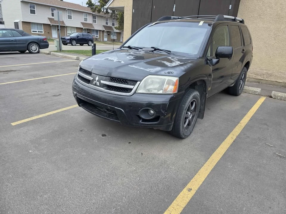 2006 Mitsubishi Endeavor - Image 2 of 4