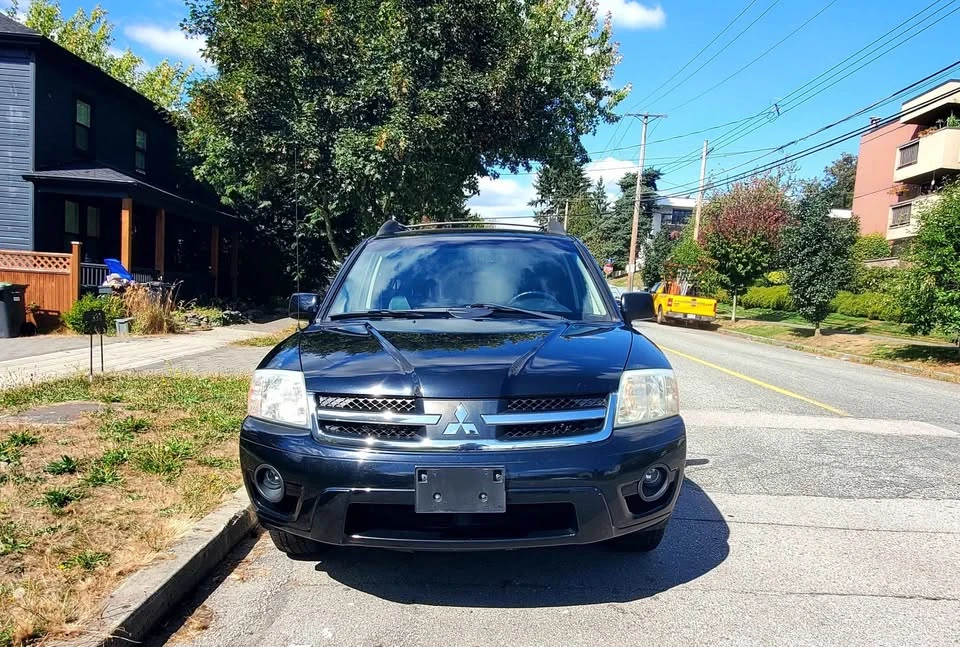 2006 Mitsubishi Endeavor - Image 16 of 16