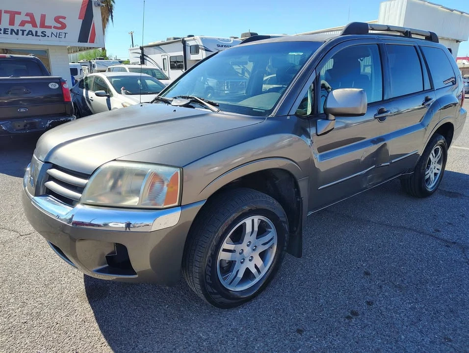 2006 Mitsubishi Endeavor - Image 3 of 6