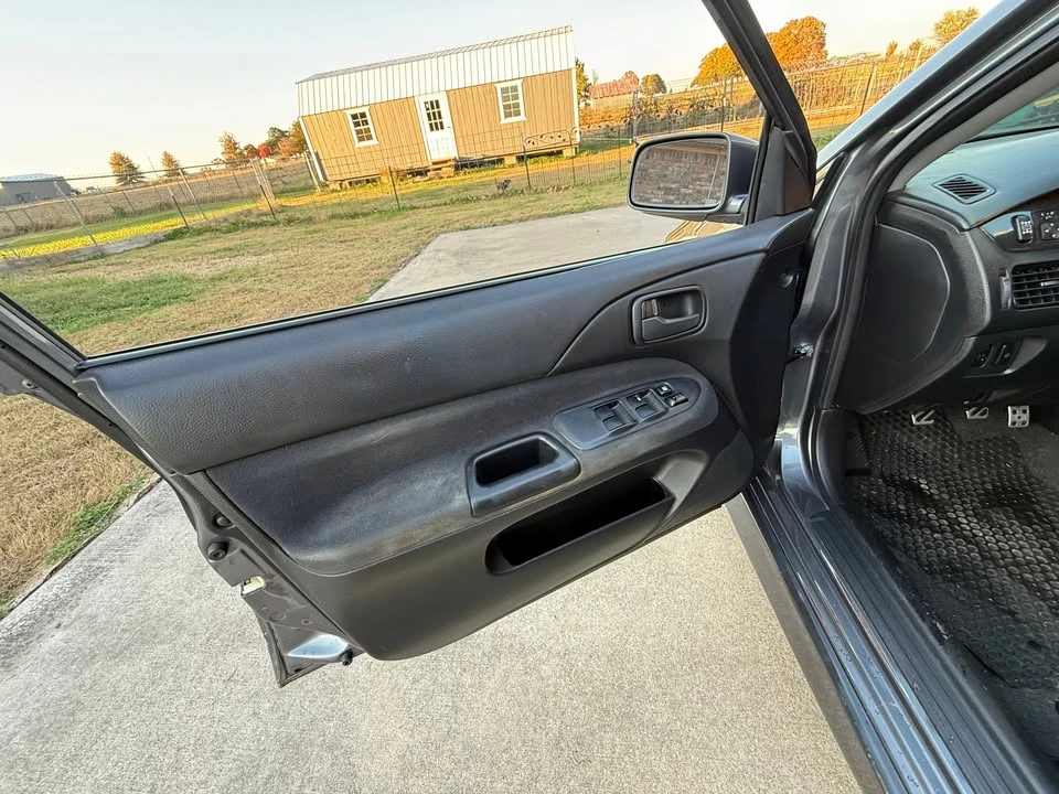 2006 Mitsubishi Lancer Evolution IX 8th Gen - Image 11 of 19