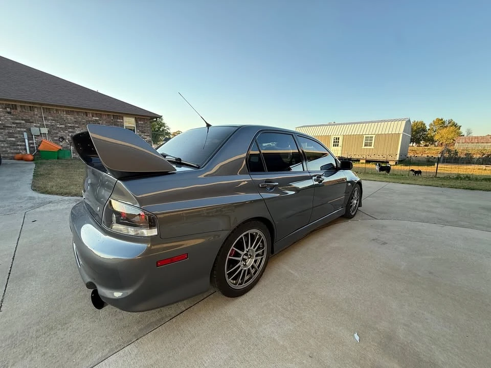 2006 Mitsubishi Lancer Evolution IX 8th Gen - Image 2 of 19
