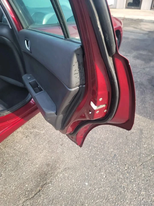 2006 Mitsubishi Galant 9th Gen - Image 13 of 17