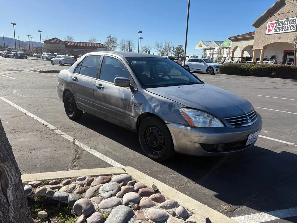 2006 Mitsubishi Lancer 8th Gen - Image 3 of 8