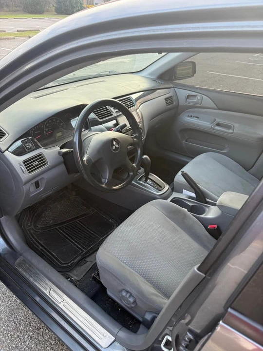 2006 Mitsubishi Lancer 8th Gen - Image 5 of 18