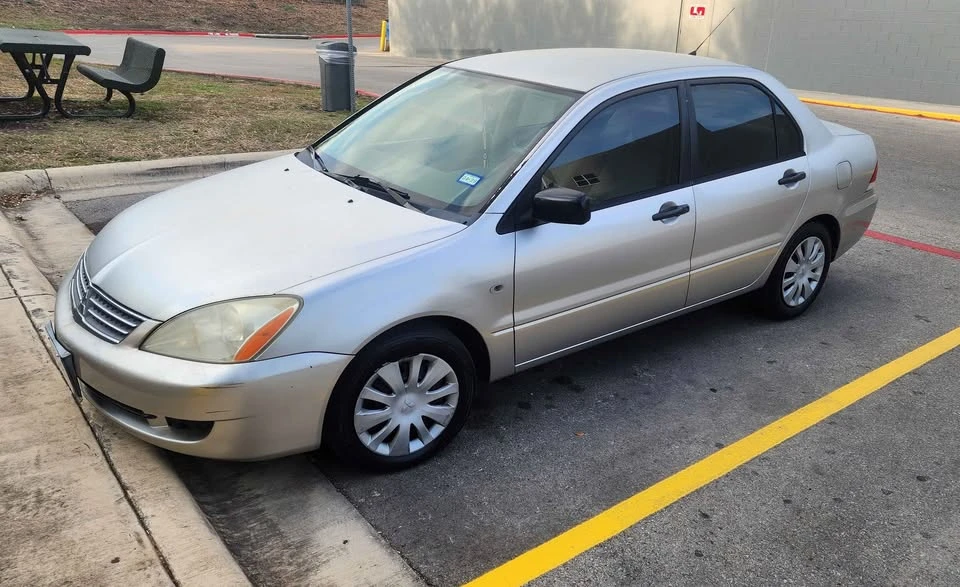 2006 Mitsubishi Lancer 8th Gen - Image 2 of 11