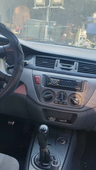2006 Mitsubishi Lancer 8th Gen - Image 7 of 11