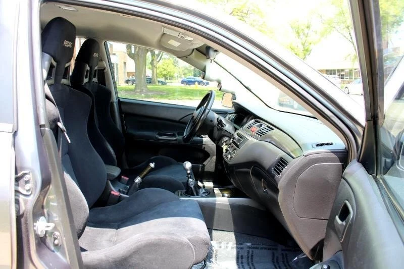 2006 Mitsubishi Lancer Evolution IX 8th Gen - Image 13 of 18