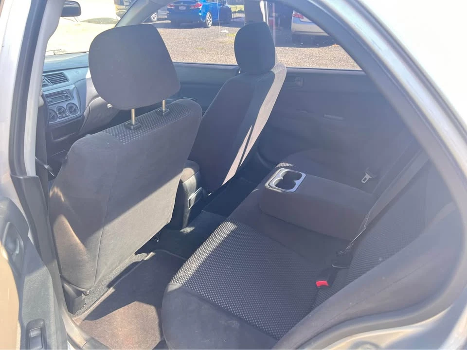 2006 Mitsubishi Lancer 9th Gen - Image 9 of 11