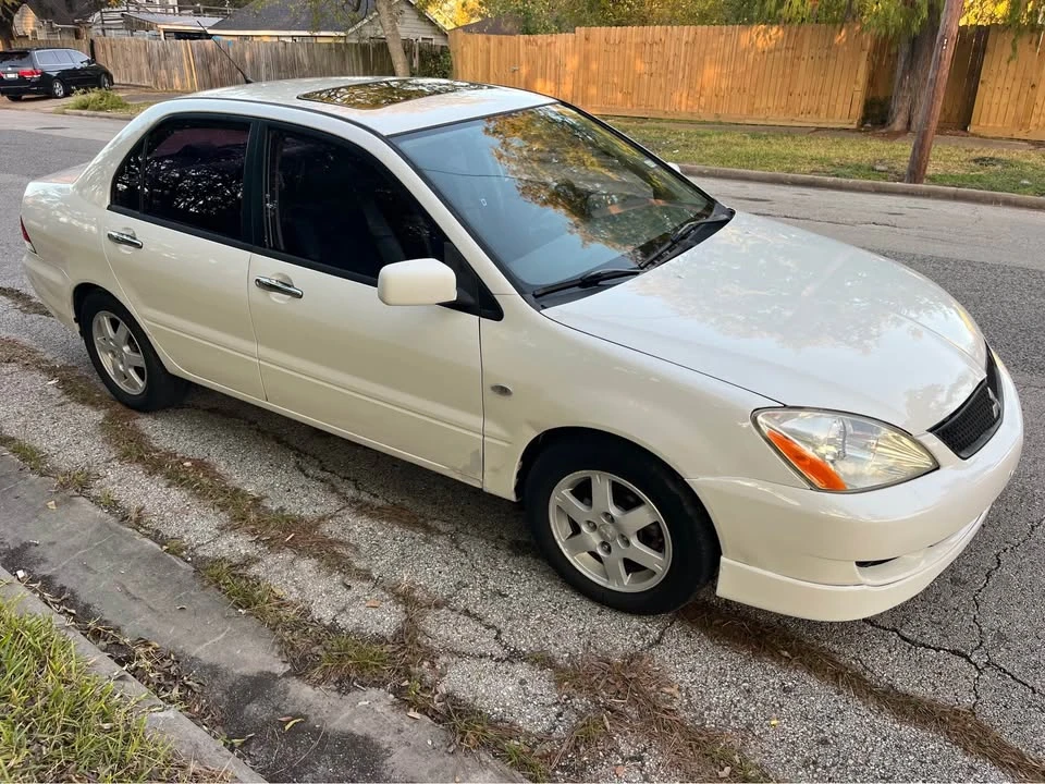 2006 Mitsubishi Lancer 8th Gen - Image 2 of 11