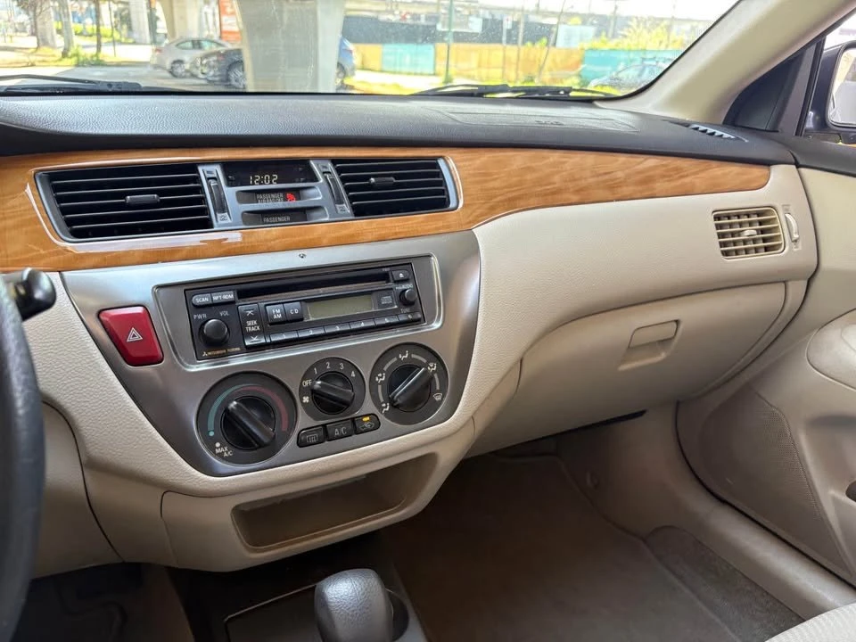 2006 Mitsubishi Lancer 8th Gen - Image 14 of 18