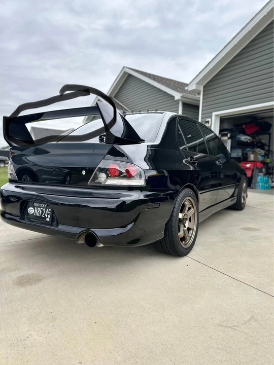 2006 Mitsubishi Lancer Evolution IX 8th Gen - Image 9 of 10