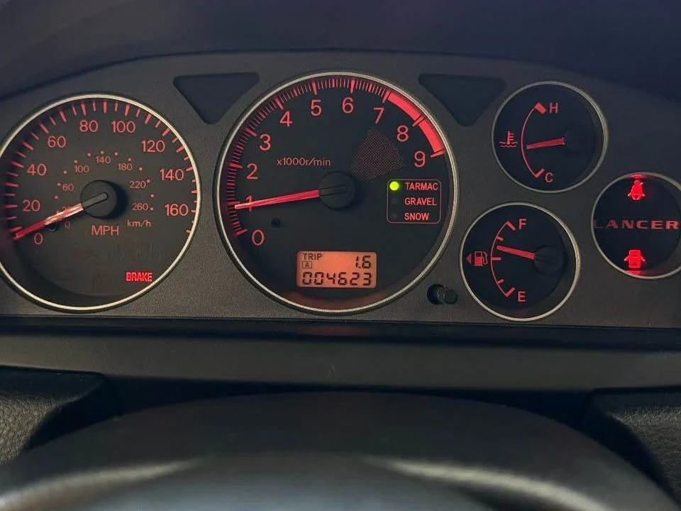 2006 Mitsubishi Lancer Evolution IX 8th Gen - Image 10 of 15