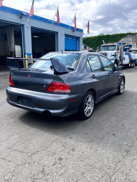 2006 Mitsubishi Lancer Evolution IX 8th Gen - Image 5 of 16