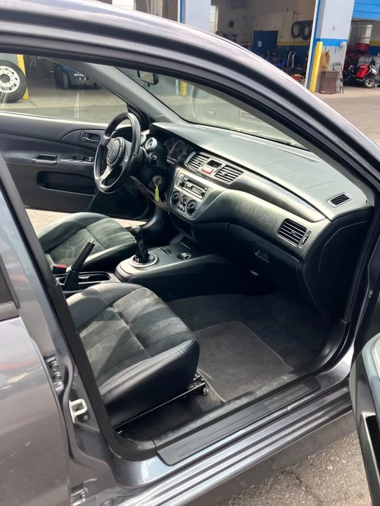 2006 Mitsubishi Lancer Evolution IX 8th Gen - Image 12 of 16