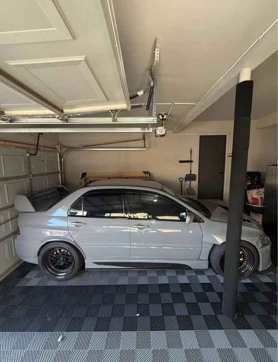 2006 Mitsubishi Lancer Evolution IX 8th Gen - Image 9 of 11