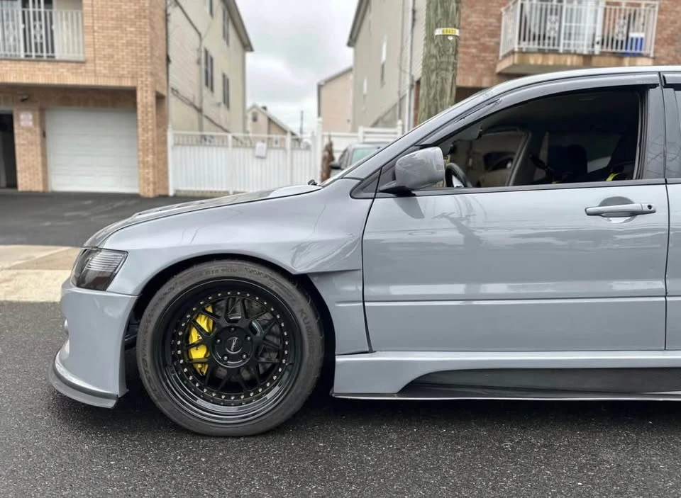 2006 Mitsubishi Lancer Evolution IX 8th Gen - Image 2 of 11