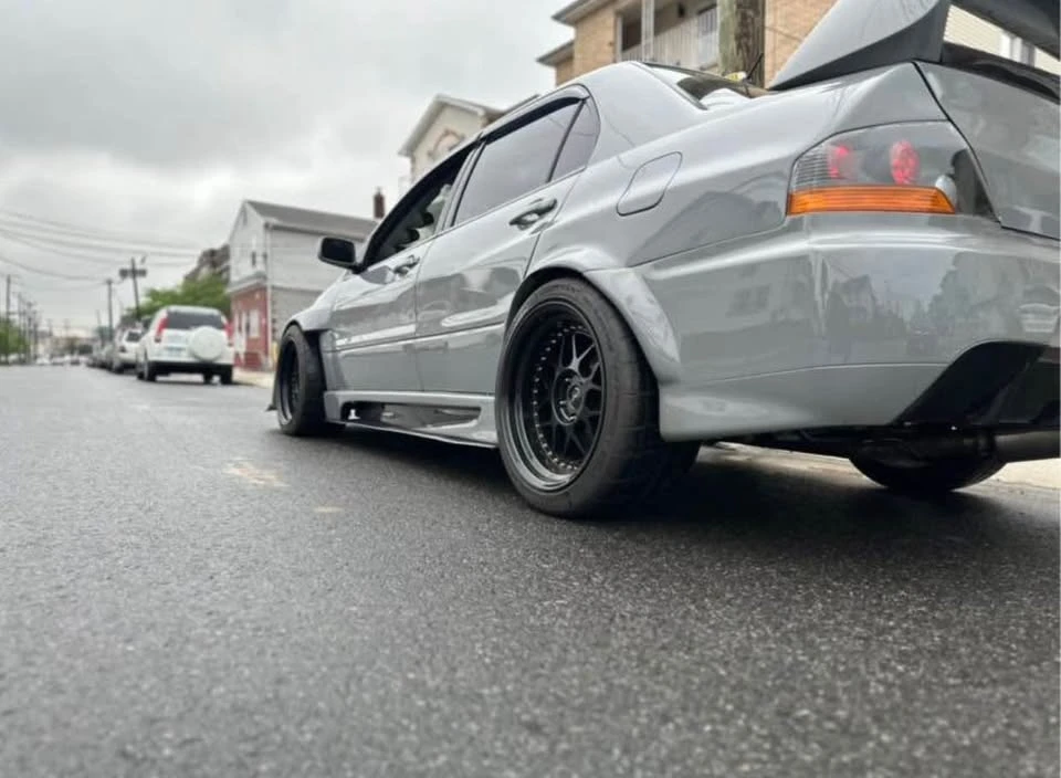 2006 Mitsubishi Lancer Evolution IX 8th Gen - Image 4 of 11