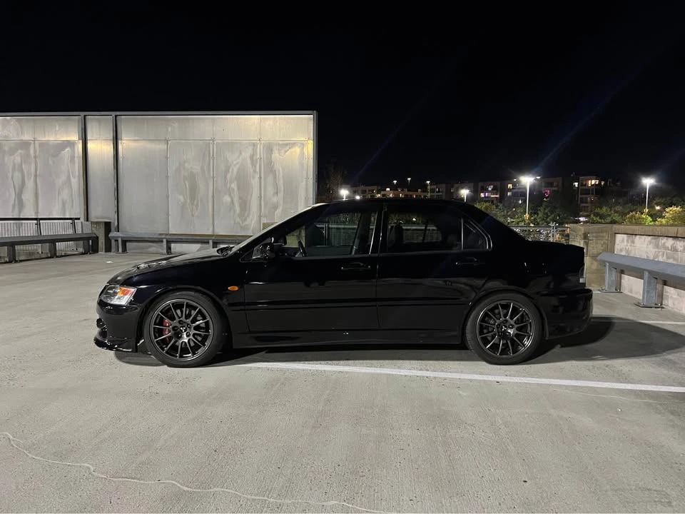 2006 Mitsubishi Lancer Evolution IX 8th Gen - Image 2 of 11