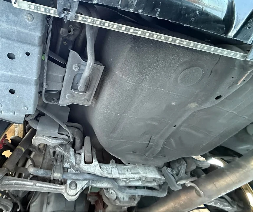 2006 Mitsubishi Lancer Evolution IX 8th Gen - Image 14 of 14