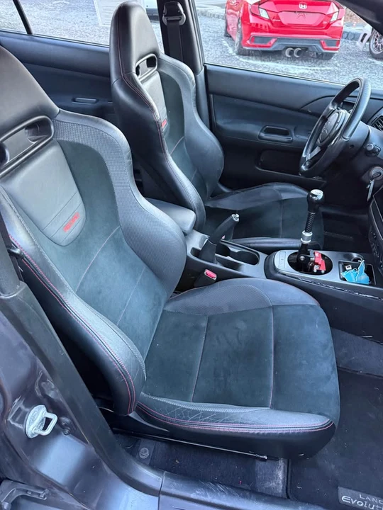 2006 Mitsubishi Lancer Evolution IX 8th Gen - Image 11 of 12