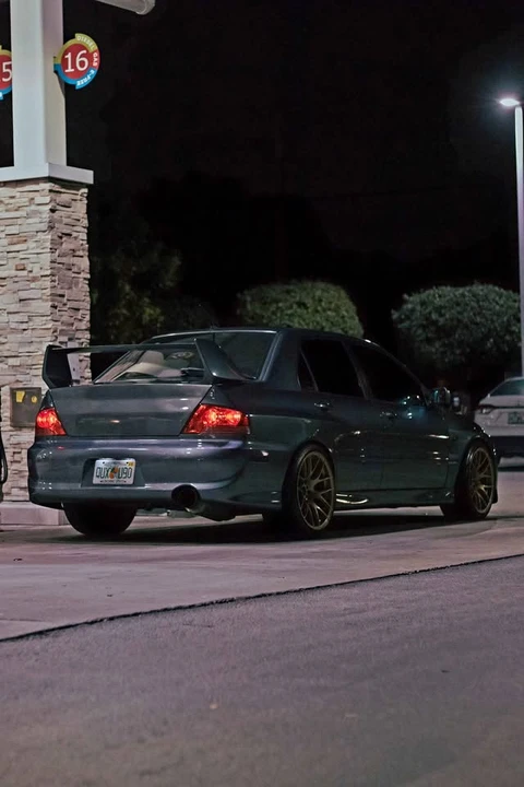 2006 Mitsubishi Lancer Evolution IX 8th Gen - Image 2 of 9