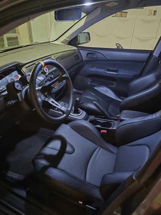 2006 Mitsubishi Lancer Evolution IX 8th Gen - Image 8 of 10