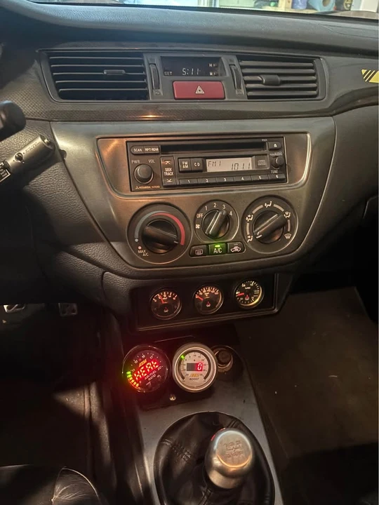 2006 Mitsubishi Lancer Evolution IX 8th Gen - Image 8 of 14