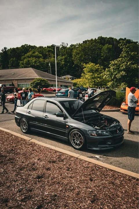 2006 Mitsubishi Lancer Evolution IX 8th Gen - Image 2 of 14