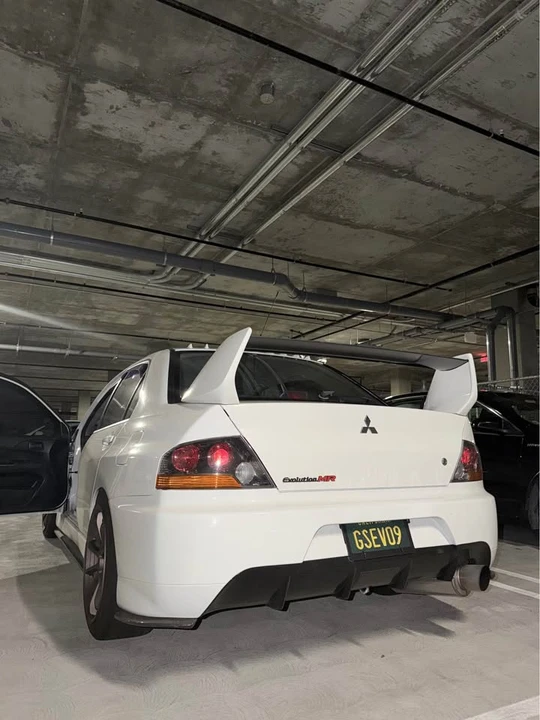 2006 Mitsubishi Lancer Evolution IX 8th Gen - Image 2 of 14