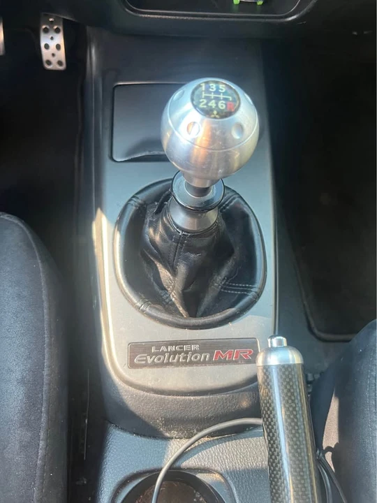 2006 Mitsubishi Lancer Evolution IX 8th Gen - Image 13 of 15