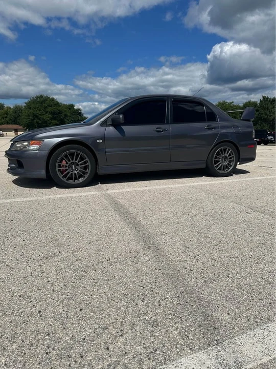 2006 Mitsubishi Lancer Evolution IX 8th Gen - Image 11 of 12