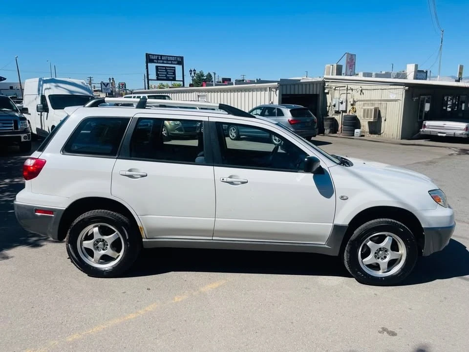 2006 Mitsubishi Outlander - Image 4 of 20