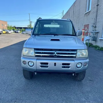 2006 Mitsubishi Pajero Mini
