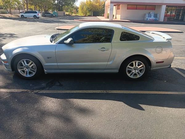 2006 Ford S197 Mustang - Image 2 of 12