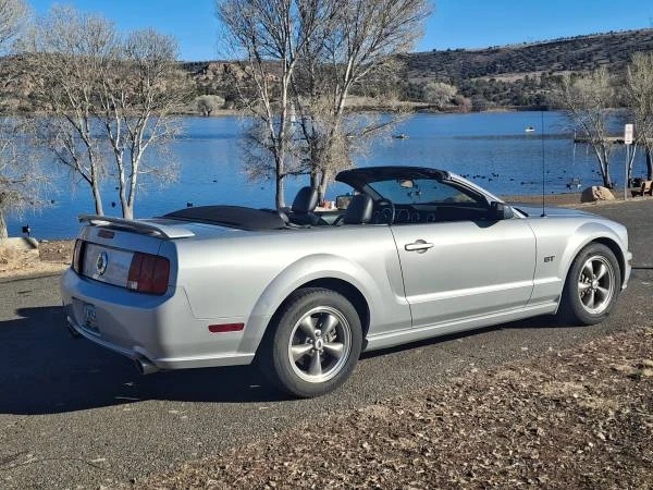 2006 Ford S197 Mustang - Image 2 of 13