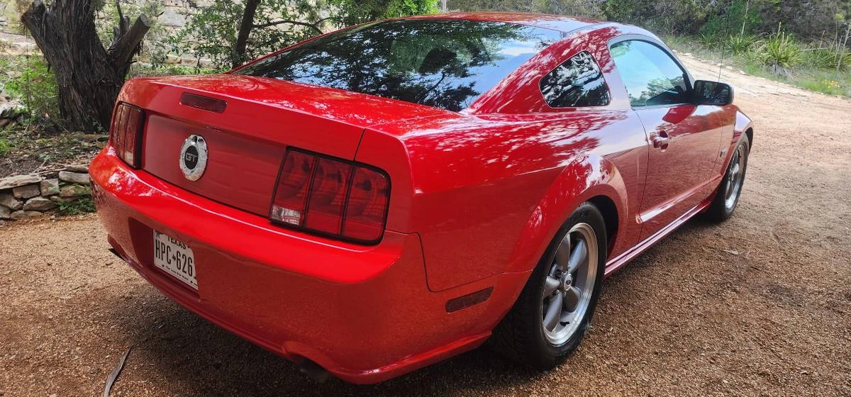 2006 Ford S197 Mustang GT - Image 14 of 15