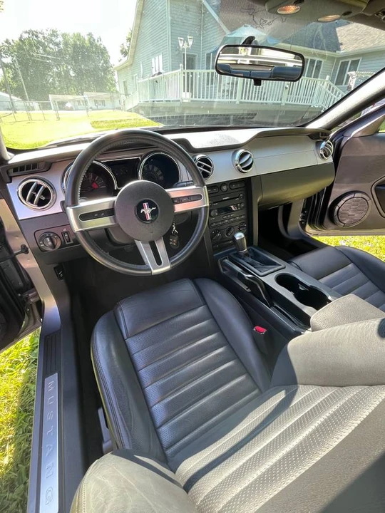 2006 Ford S197 Mustang GT - Image 9 of 17