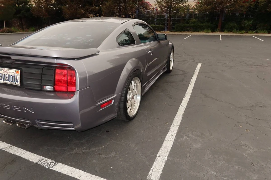 2006 Ford S197 Mustang - Image 8 of 23