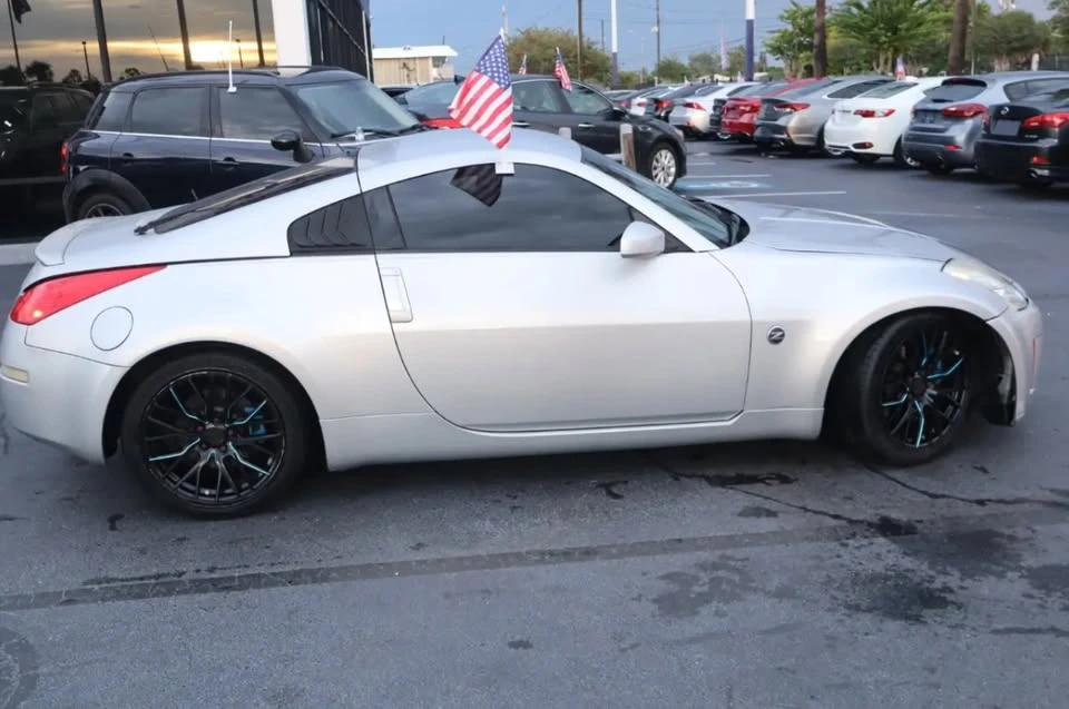 2006 Nissan 350Z 5th Gen - Image 2 of 15