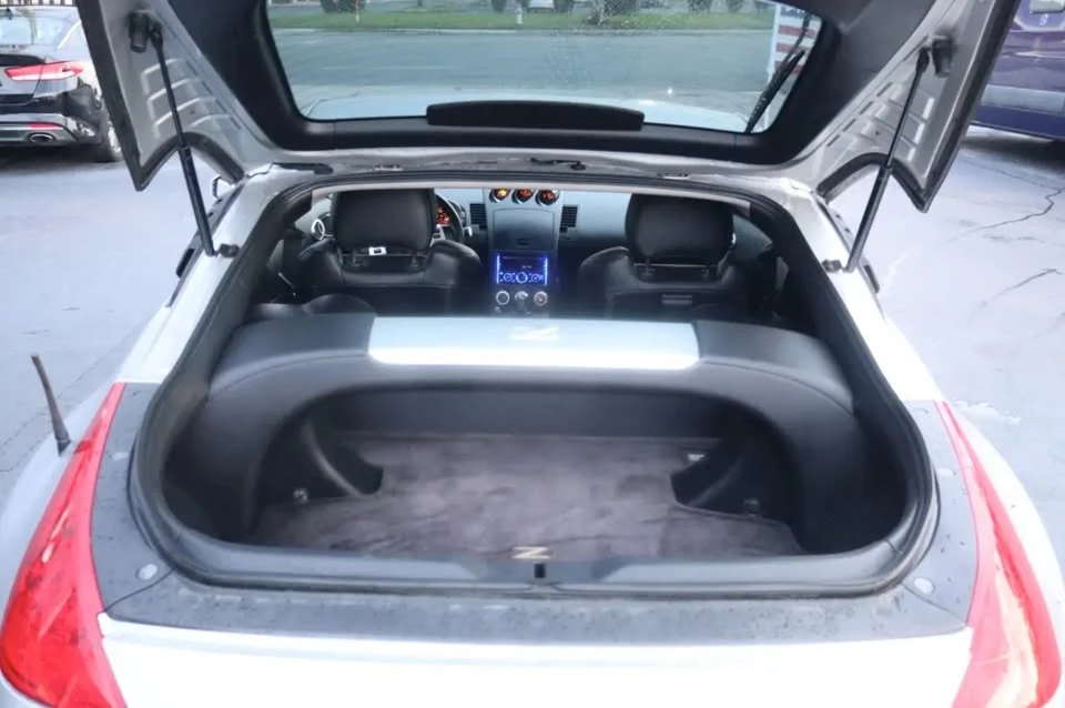 2006 Nissan 350Z 5th Gen - Image 11 of 15