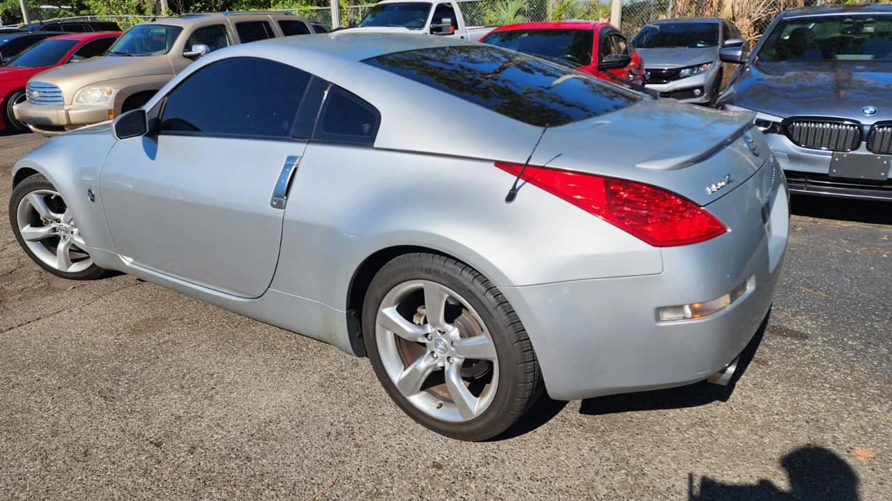 2006 Nissan 350Z 5th Gen - Image 5 of 11