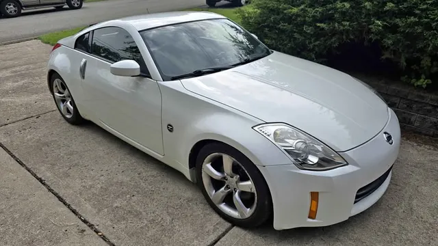 2006 Nissan 350Z Enthusiast Coupe 2D