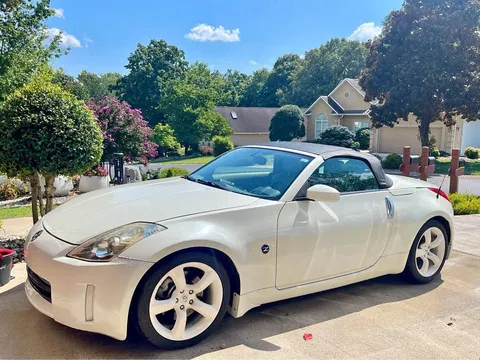 2006 Nissan 350Z Grand Touring Roadster 2D