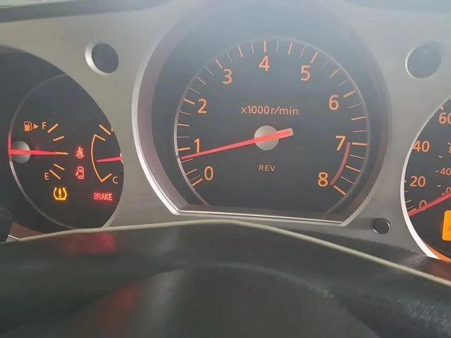 2006 Nissan 350Z 5th Gen - Image 8 of 12