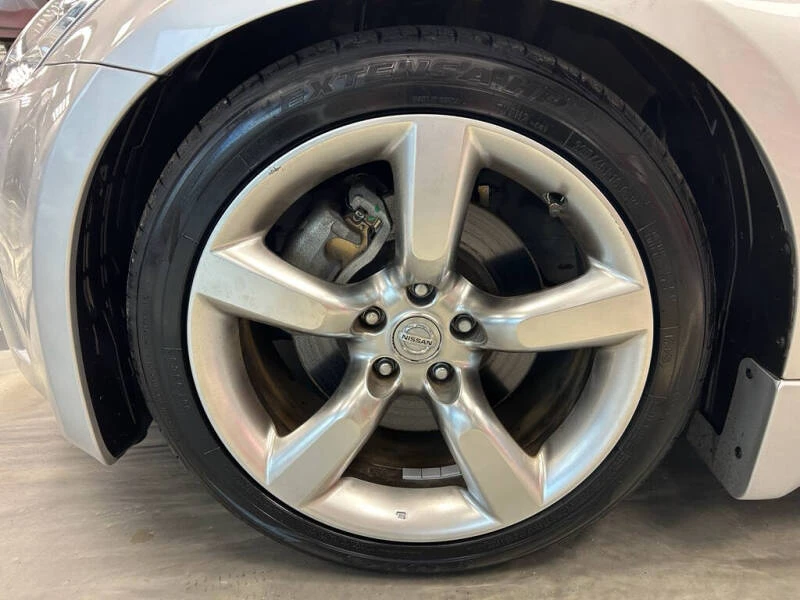 2006 Nissan 350Z 5th Gen - Image 14 of 31