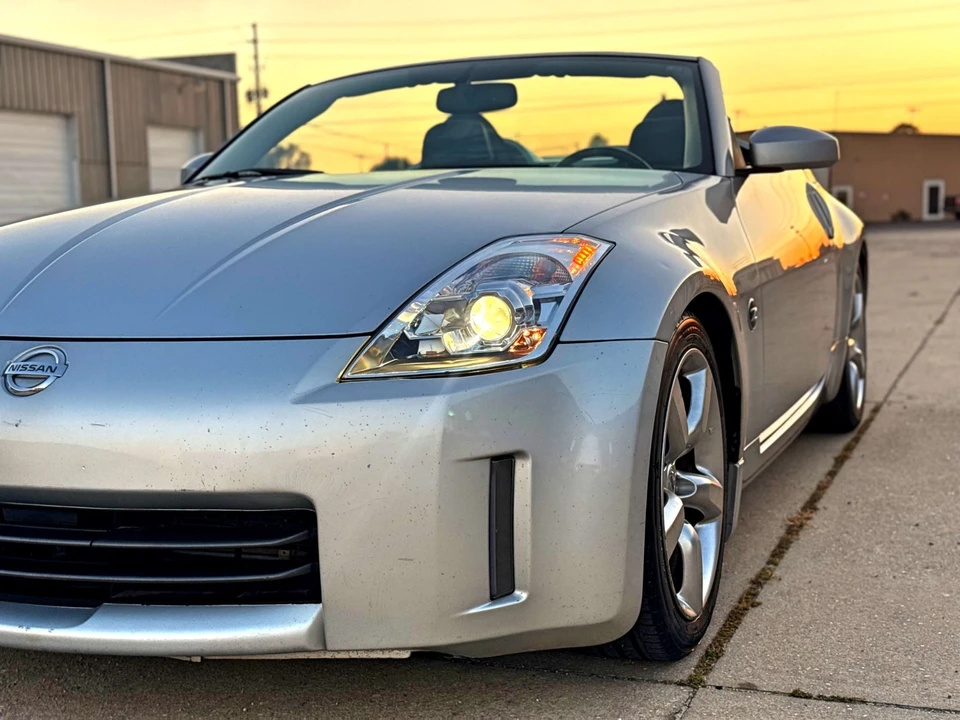 2006 Nissan 350Z 5th Gen - Image 17 of 21